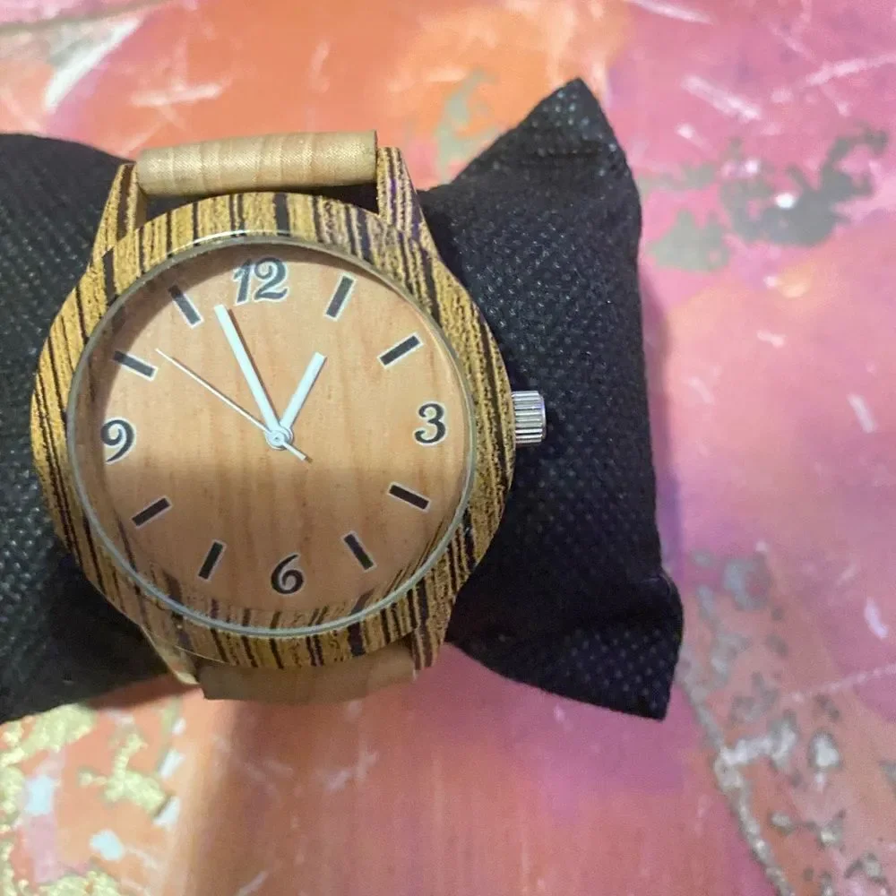🛍️stainless steel Wood Wrist Watch For Women personalized Gift 🎁